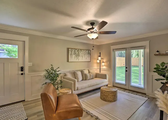 Apartamento Cozy W/ Spacious Yard!